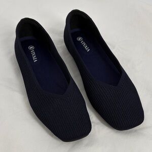 Vivaia Margot 2.0 Square Toe V Cut Ballet Flats in Dark Navy - Size 8 1/2 US